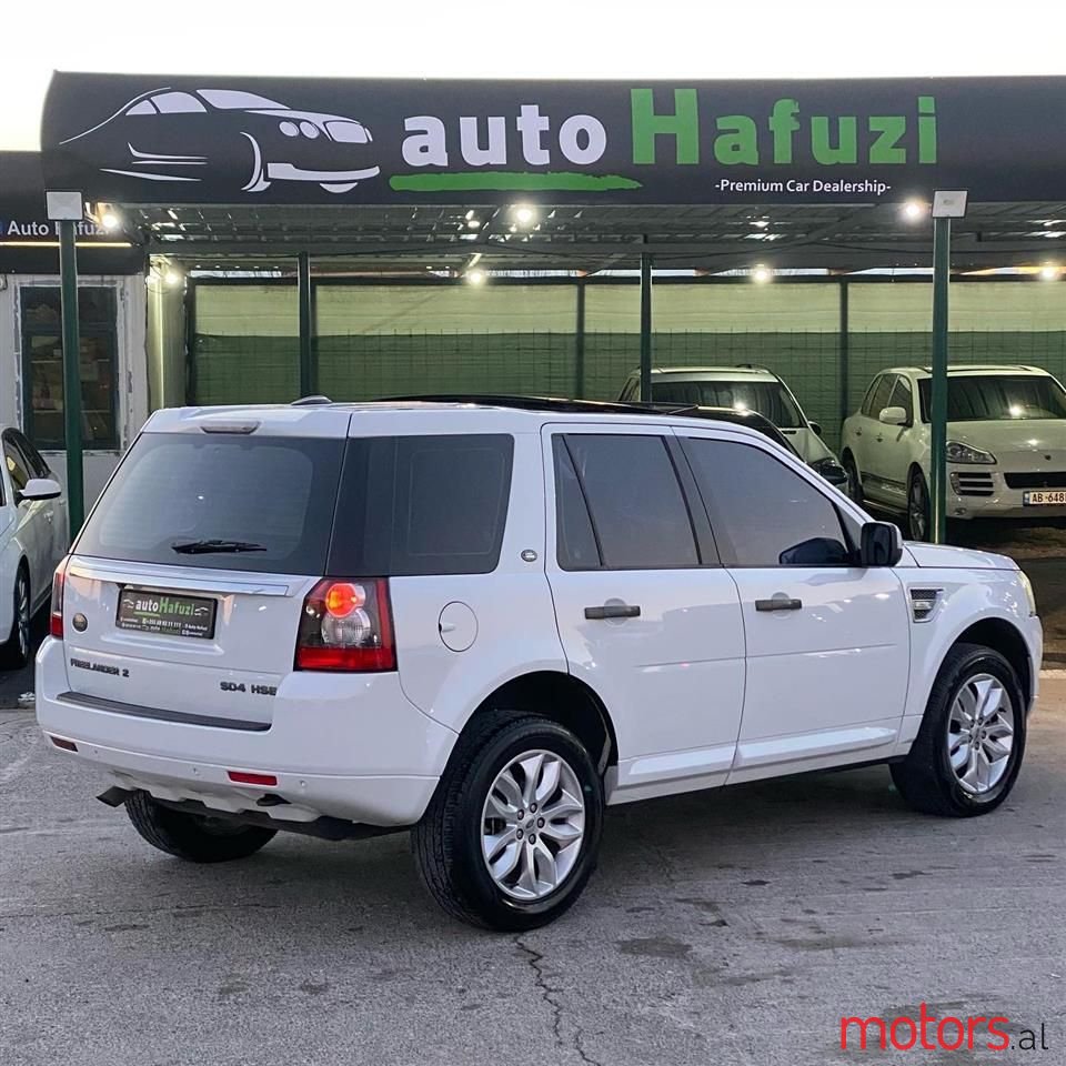 2011' Land Rover Freelander photo #3