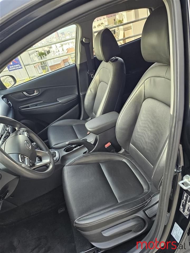 2018' Hyundai Kona photo #6