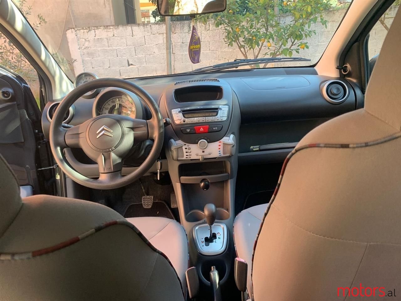 2010' Citroen C1 photo #6