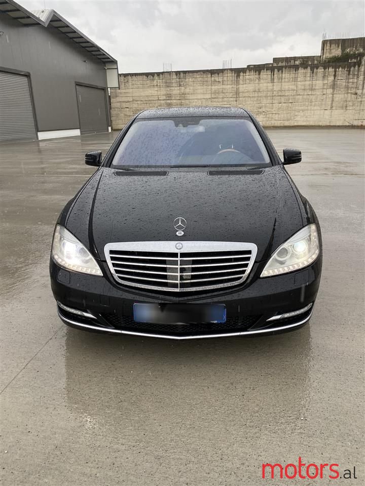 2009' Mercedes-Benz S 320 photo #5