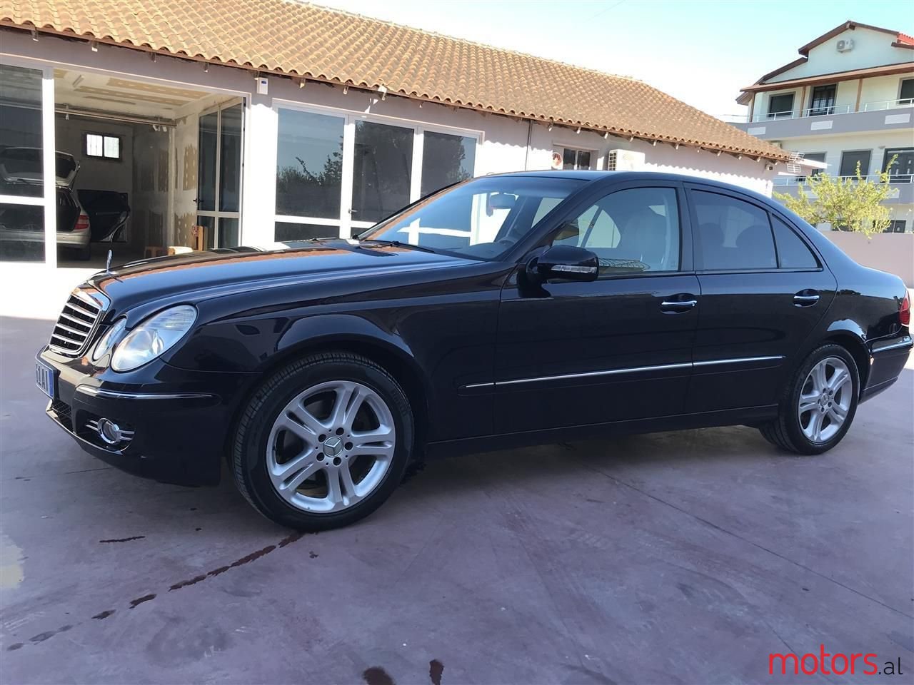 2008' Mercedes-Benz E 320 photo #4