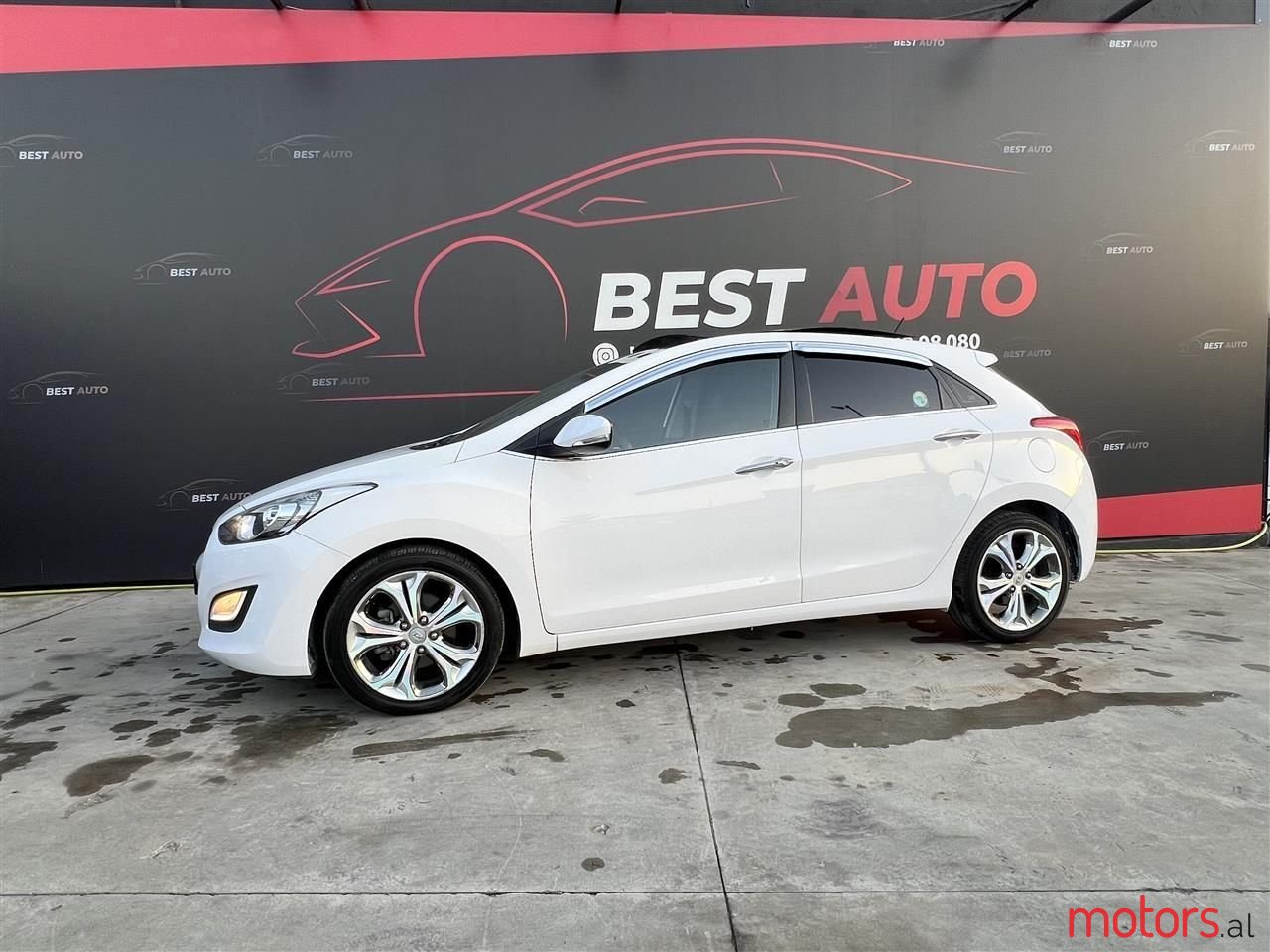 2012' Hyundai i30 photo #1