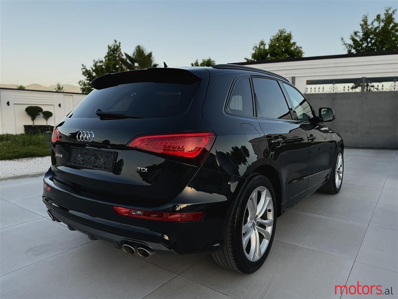 2014' Audi SQ5 photo #3