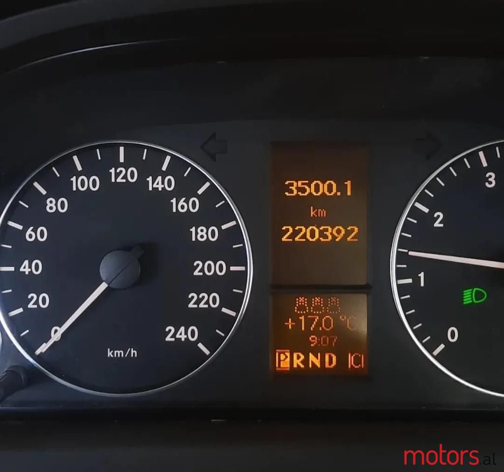 2006' Mercedes-Benz A 170 photo #5