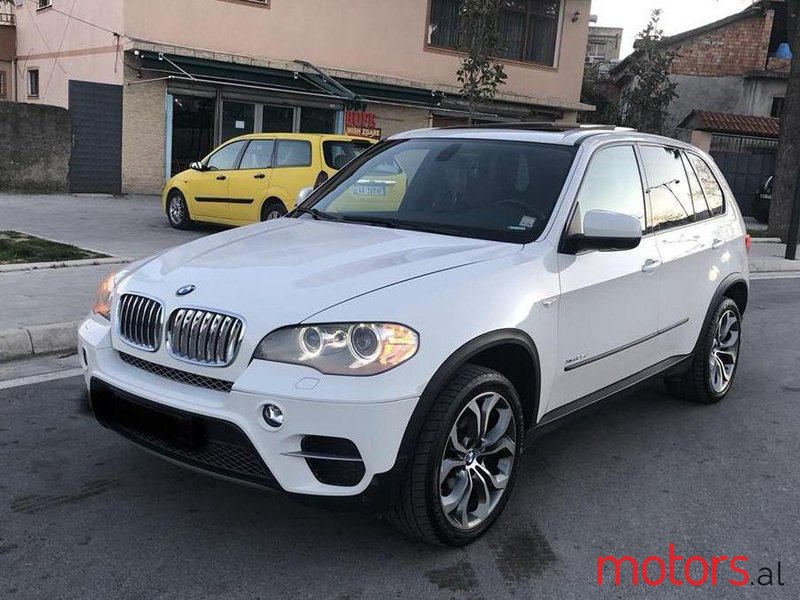 2012' BMW X5 photo #1