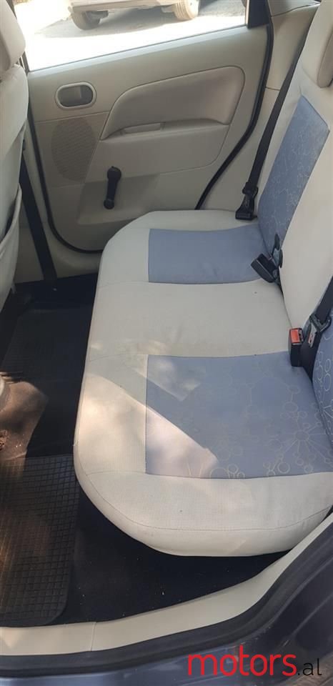 2007' Ford Fiesta photo #6