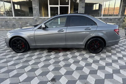 2008' Mercedes-Benz C 180