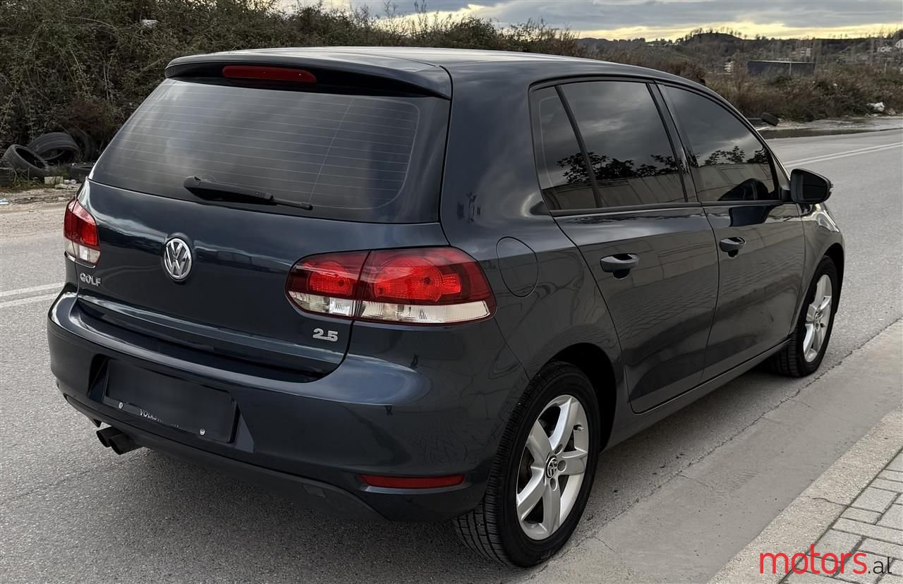 2013' Volkswagen Golf photo #6