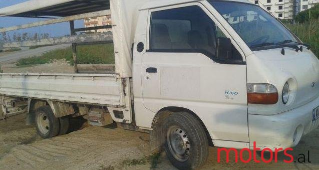 2000' Hyundai H200 photo #1