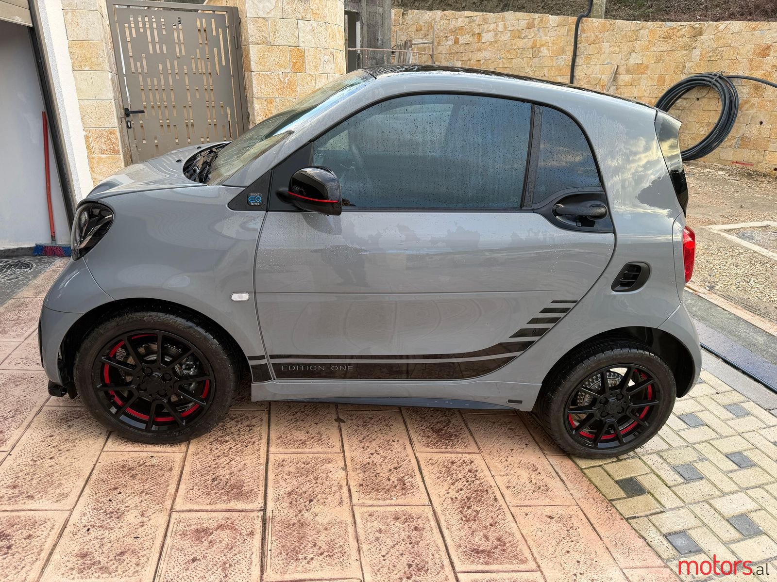 2021' Smart Fortwo photo #2