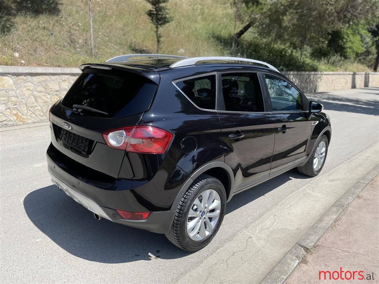 2009' Ford Kuga photo #4