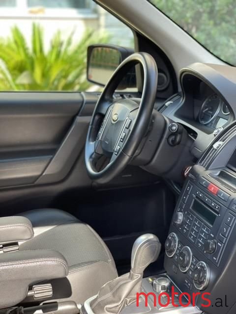 2008' Land Rover Freelander photo #3