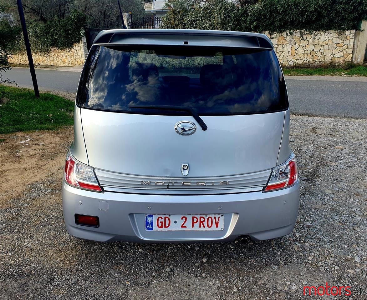 2011' Daihatsu Materia photo #5