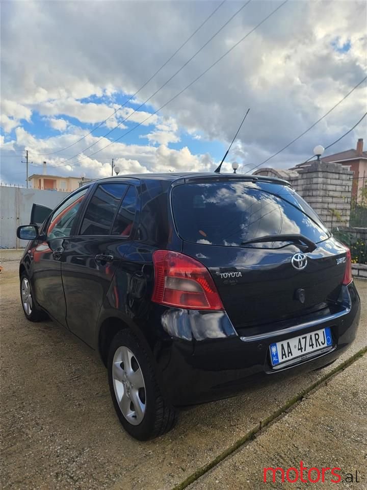 2006' Toyota Yaris photo #4