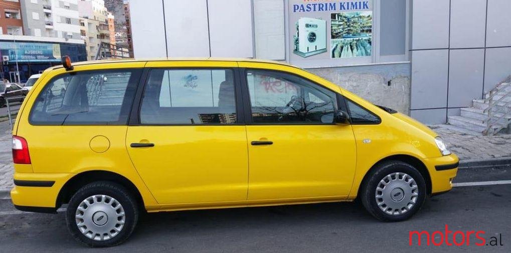 2004' Ford Galaxy photo #1
