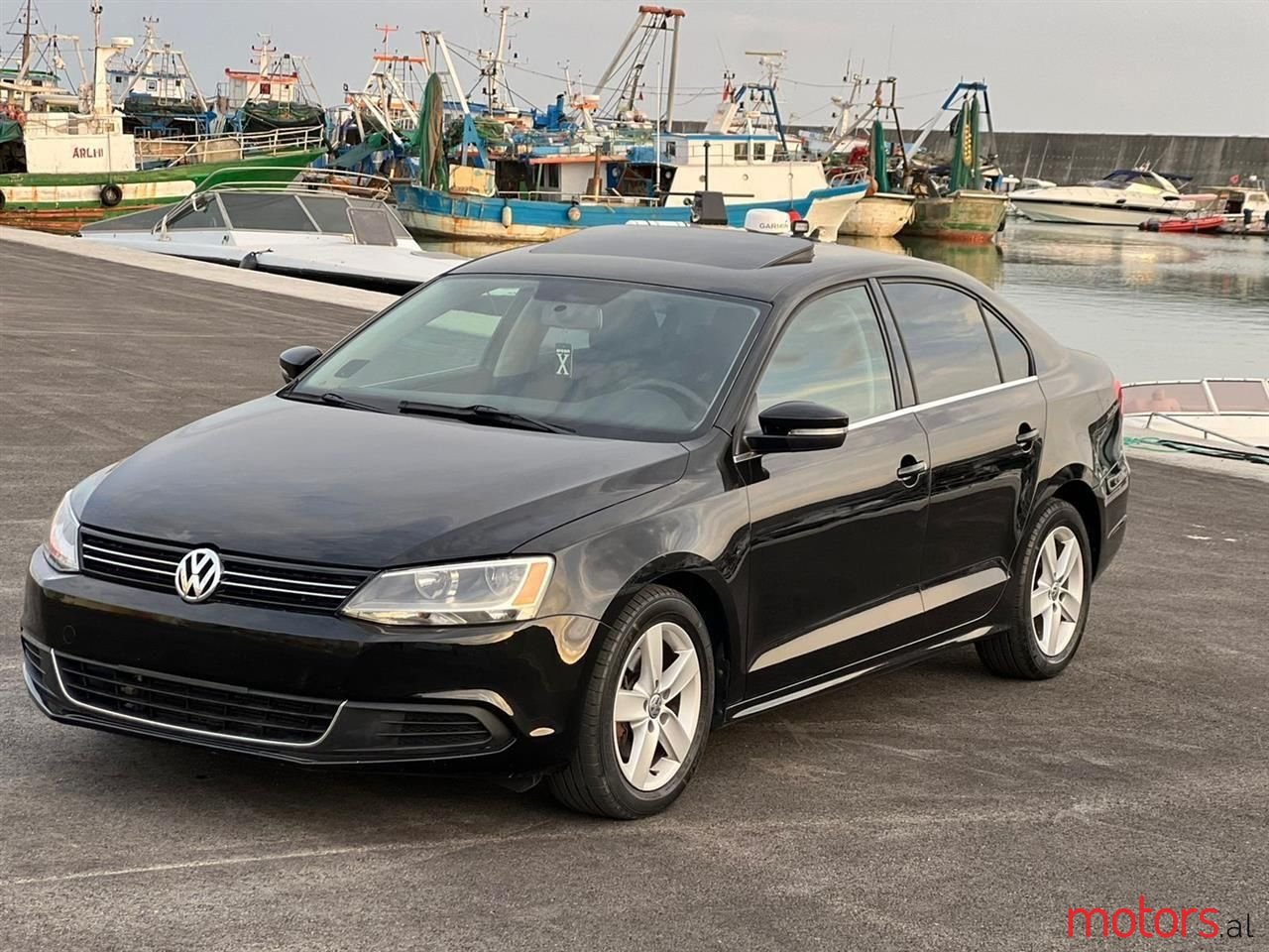 2013' Volkswagen Jetta photo #1