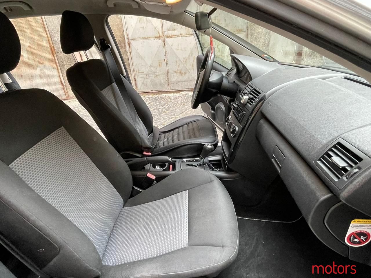 2006' Mercedes-Benz A 170 photo #3