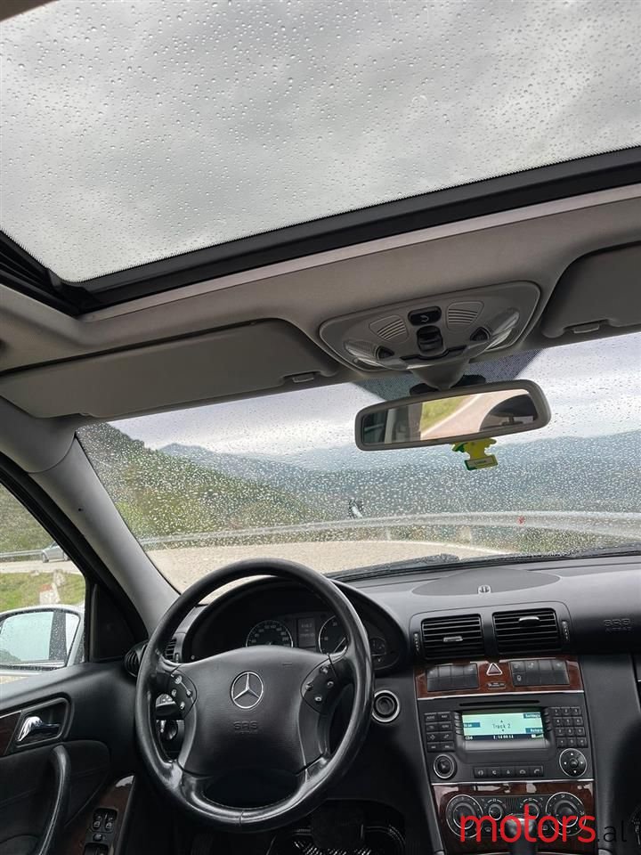 2006' Mercedes-Benz C 320 photo #6