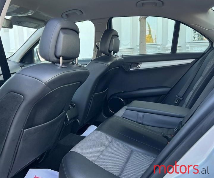 2007' Mercedes-Benz C 220 photo #5