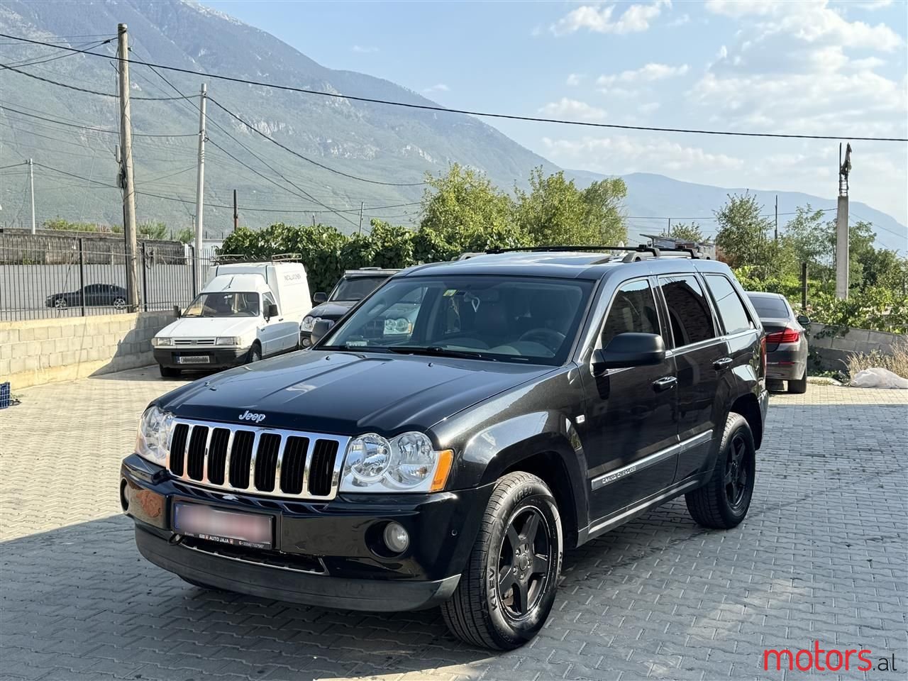 2007' Jeep Grand Cherokee photo #1