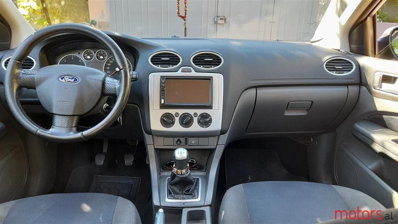 2006' Ford Focus photo #1