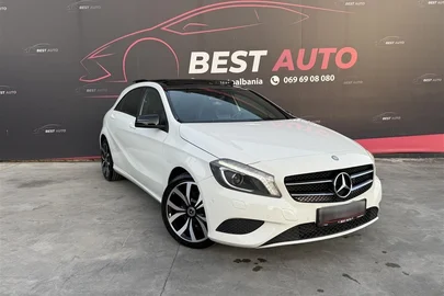 2014' Mercedes-Benz A 200