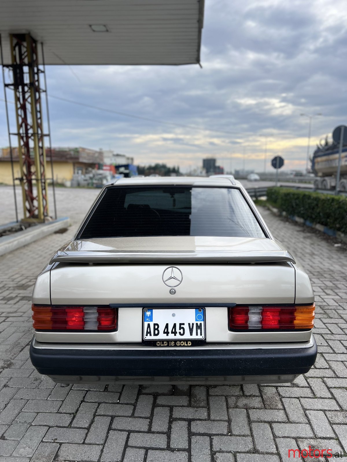 1989' Mercedes-Benz 190 photo #4