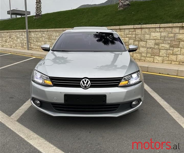 2014' Volkswagen Jetta photo #4