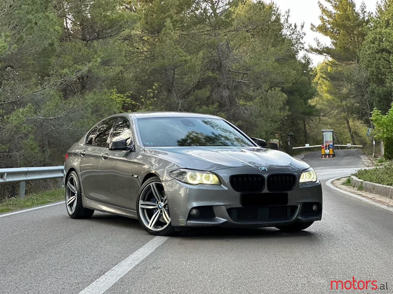 2010' BMW 535 photo #1