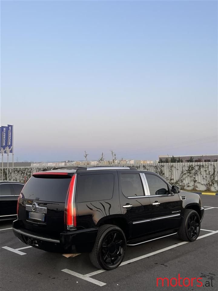 2008' Cadillac Escalade photo #4