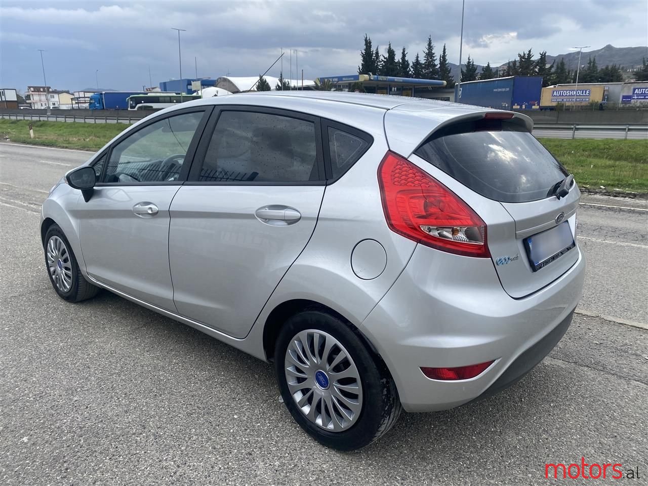 2009' Ford Fiesta photo #3