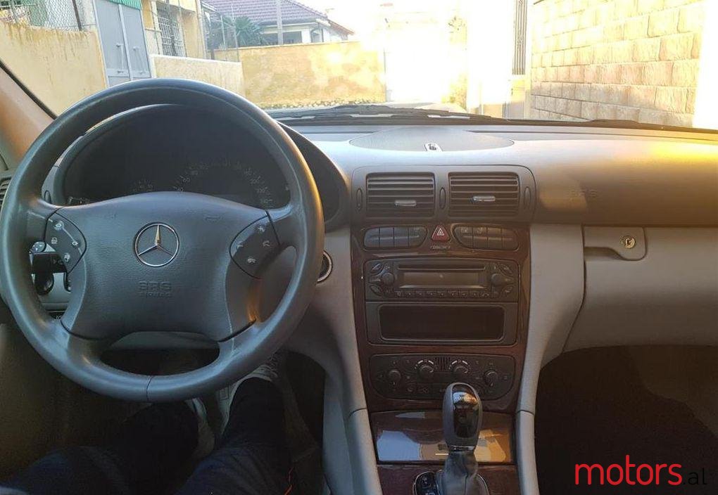 2001' Mercedes-Benz C 220 photo #2