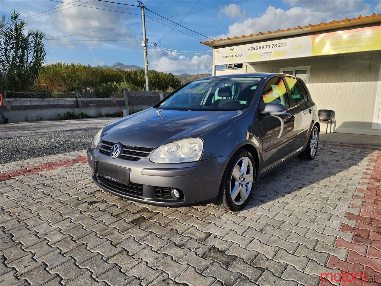 2008' Volkswagen Golf photo #1