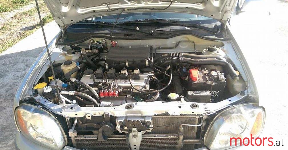 2002' Nissan Micra photo #1