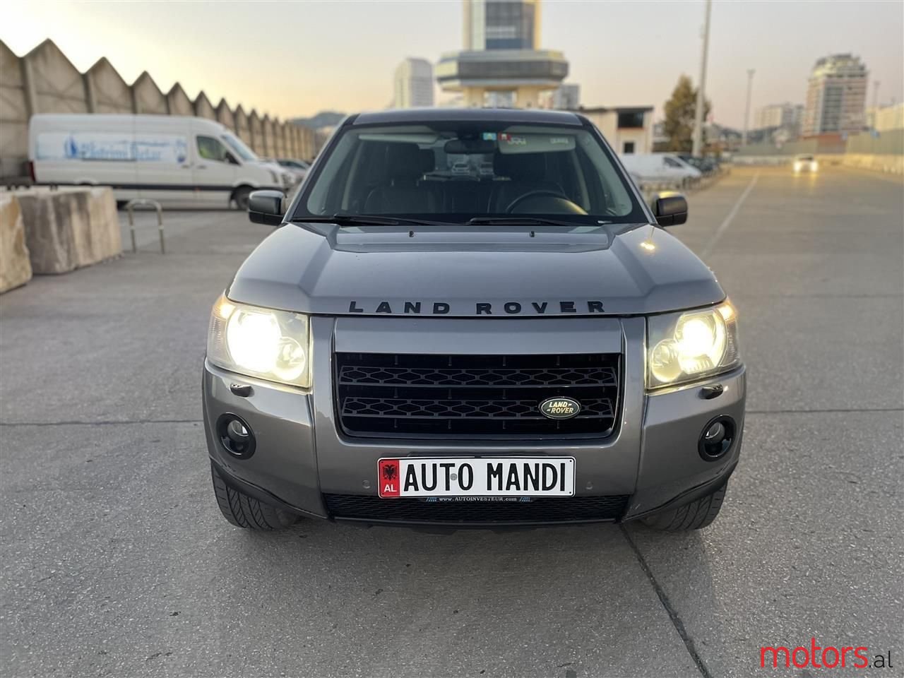 2009' Land Rover Freelander photo #3