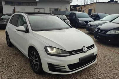 2014' Volkswagen Golf
