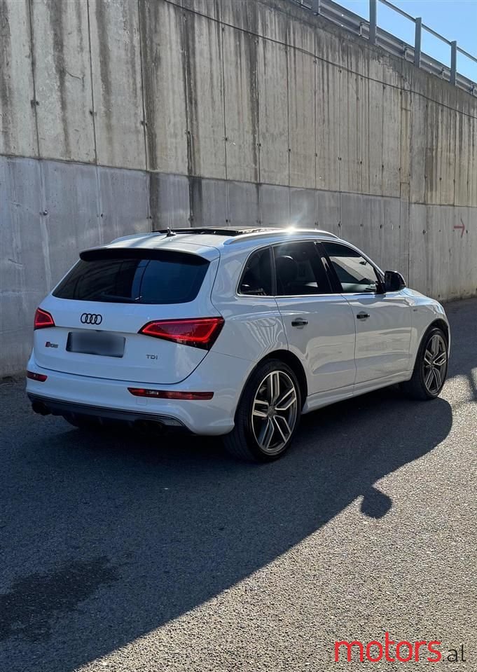 2014' Audi SQ5 photo #3
