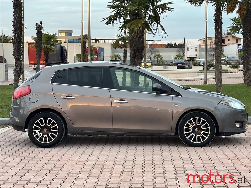 2011' Fiat Bravo photo #4