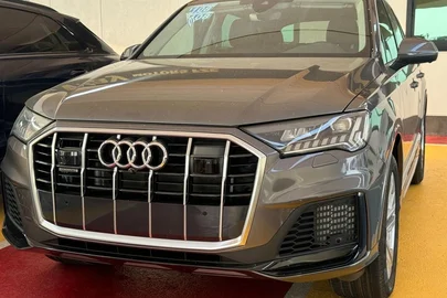 2023' Audi Q7