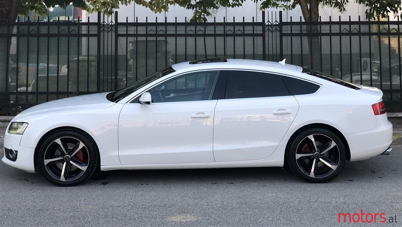 2010' Audi A5 photo #1