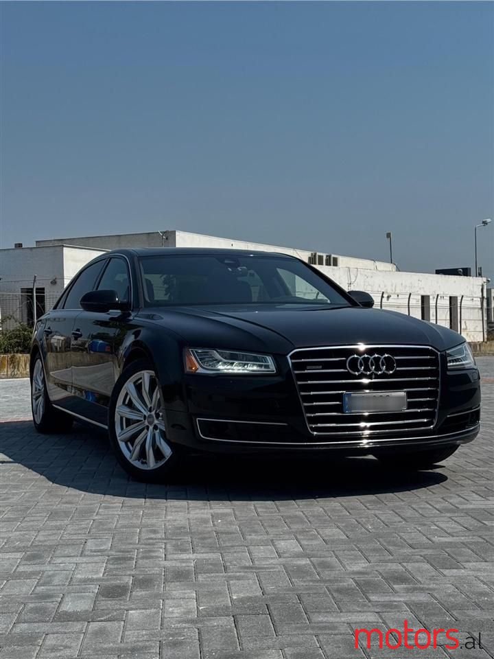 2017' Audi A8 photo #2
