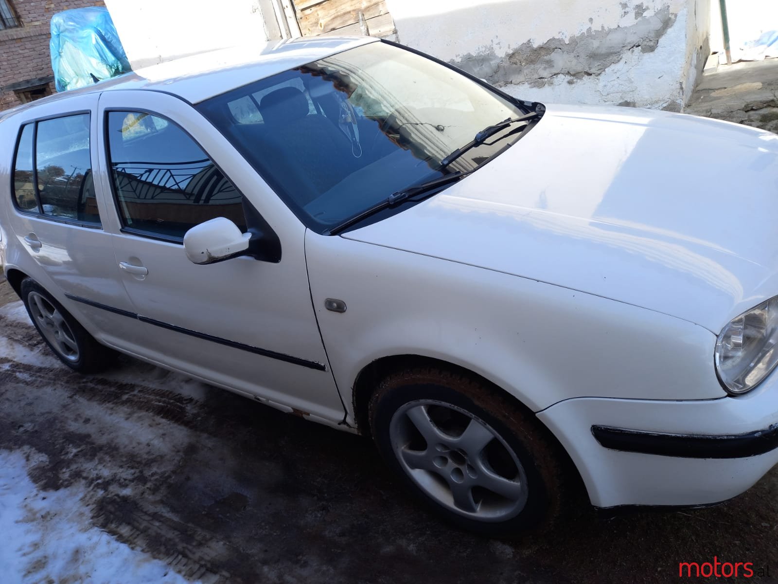 1999' Volkswagen Golf photo #4