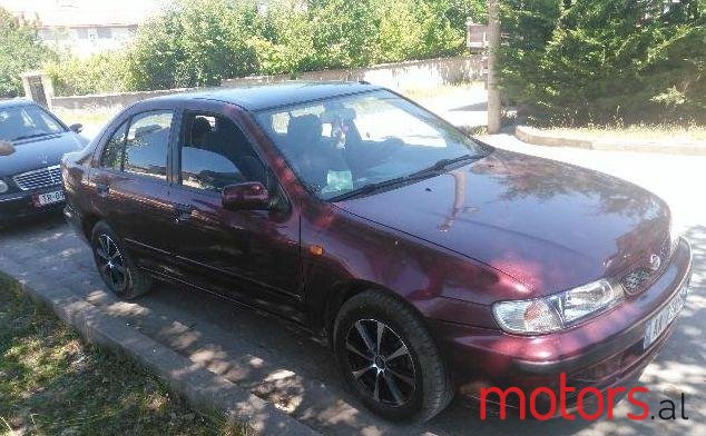 2000' Nissan Almera photo #1