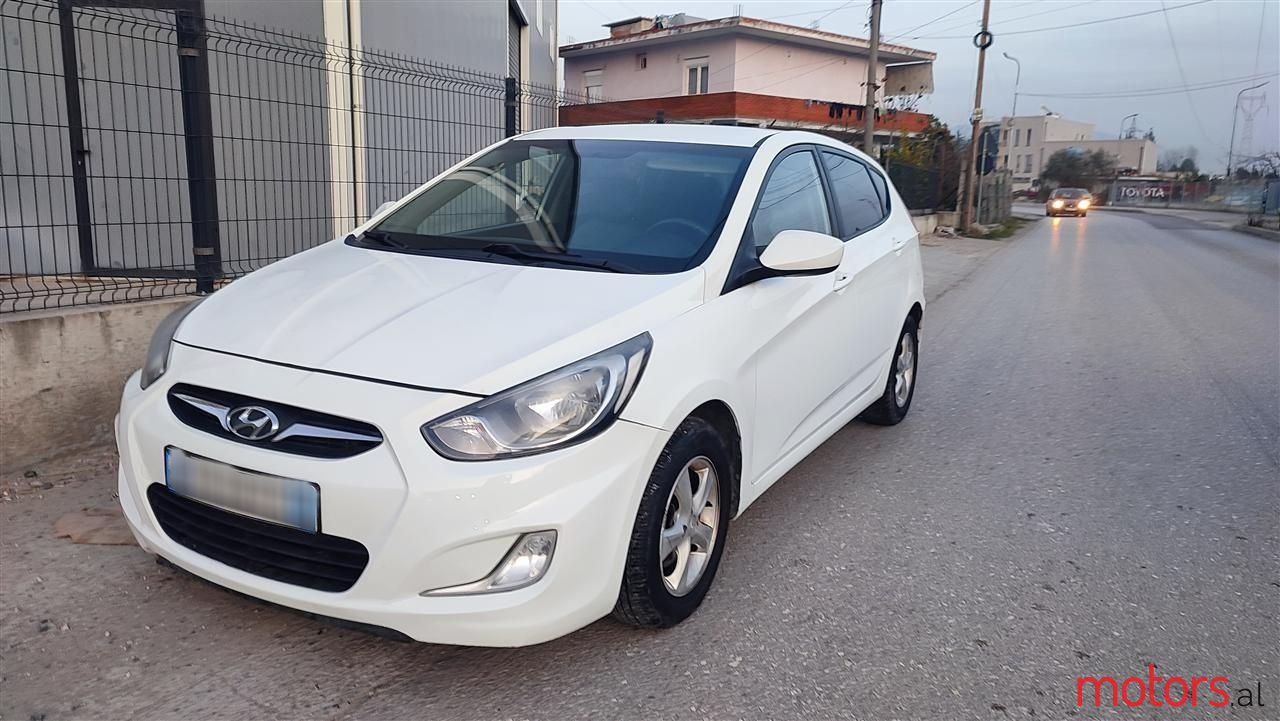 2012' Hyundai Accent photo #1