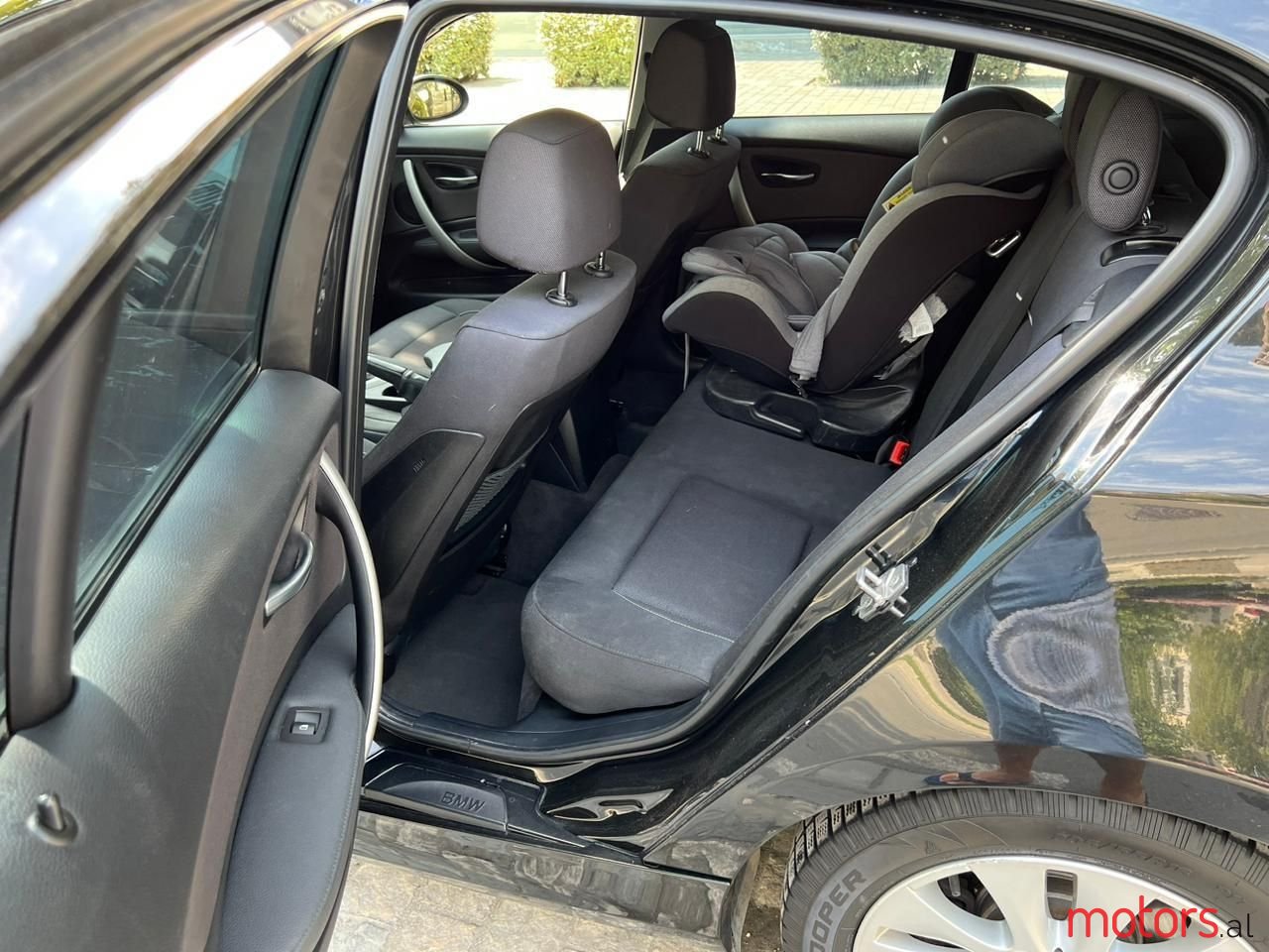 2011' BMW 116 photo #5