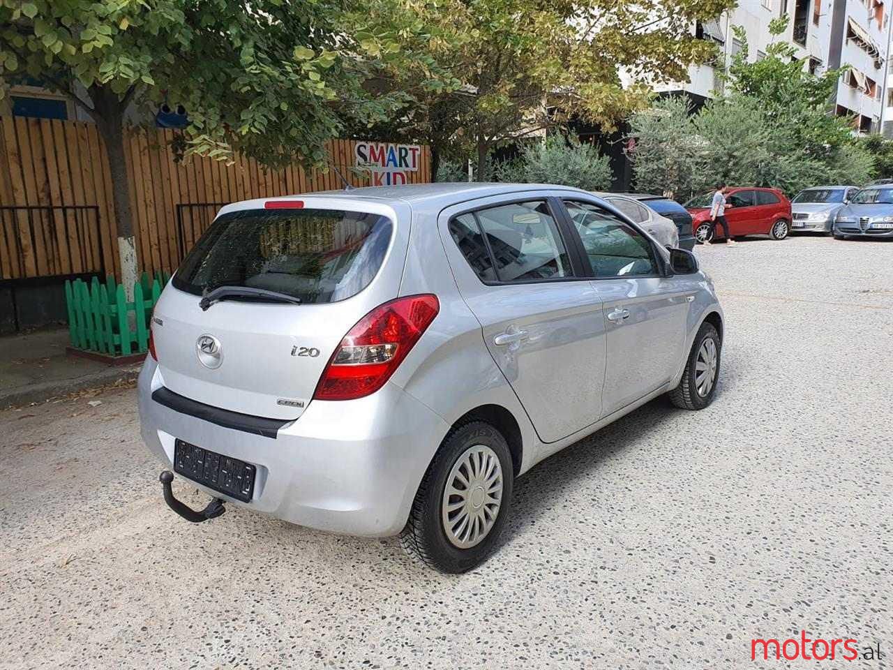 2009' Hyundai i20 photo #5
