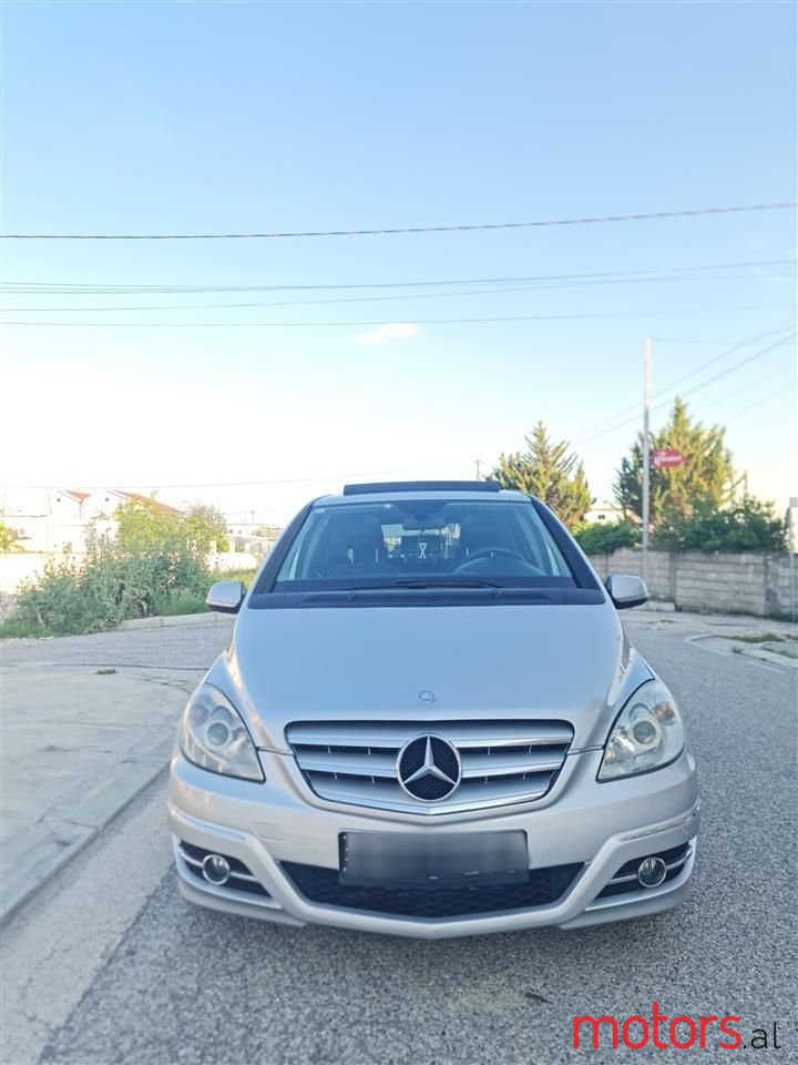 2009' Mercedes-Benz B 180 photo #5