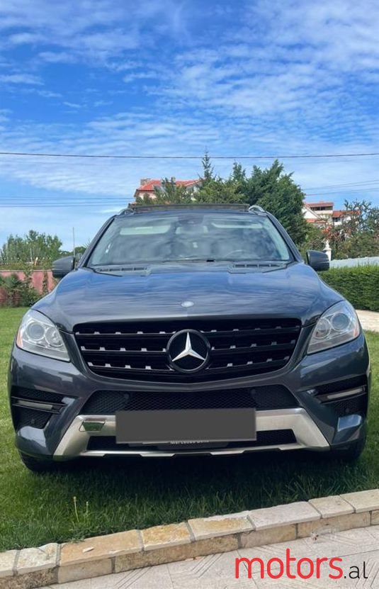 2012' Mercedes-Benz 350 photo #1