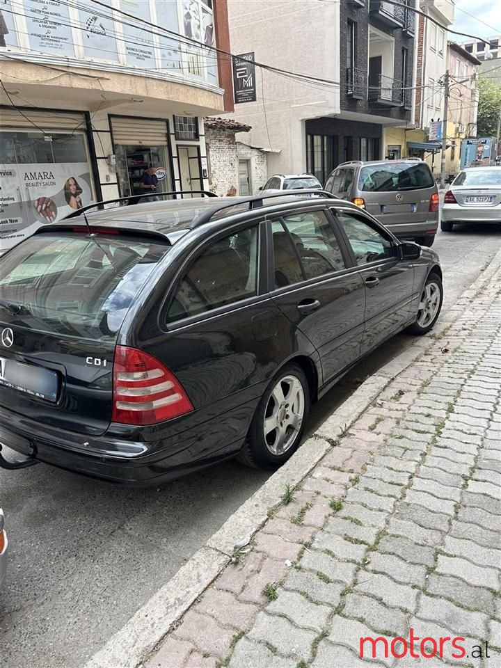 2006' Mercedes-Benz C 220 photo #3