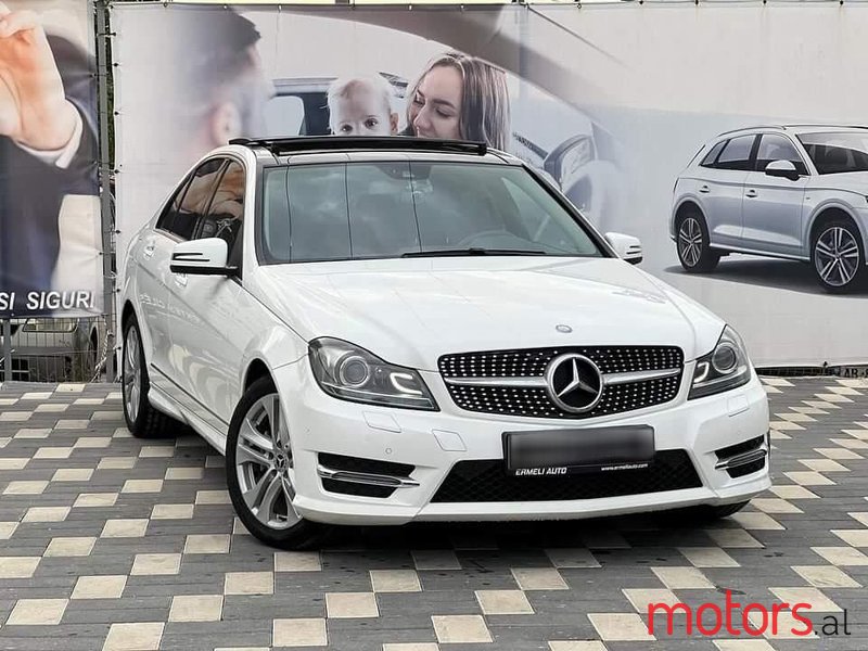 2013' Mercedes-Benz C 220 photo #3